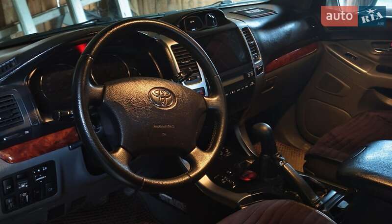 Внедорожник / Кроссовер Toyota Land Cruiser Prado 2005 в Межгорье фото 2 Внедорожник / Кроссовер Toyota Land Cruiser Prado 2005 в Межгорье