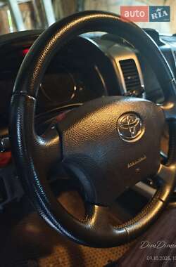 Внедорожник / Кроссовер Toyota Land Cruiser Prado 2005 в  фото 9 Внедорожник / Кроссовер Toyota Land Cruiser Prado 2005 в