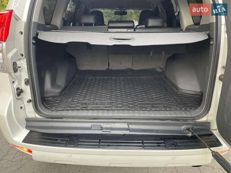 Позашляховик / Кросовер Toyota Land Cruiser Prado 2010 в Дніпрі фото 9 Позашляховик / Кросовер Toyota Land Cruiser Prado 2010 в Дніпрі