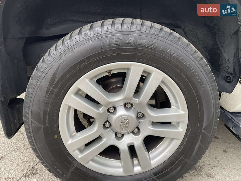 Позашляховик / Кросовер Toyota Land Cruiser Prado 2010 в Дніпрі фото 11 Позашляховик / Кросовер Toyota Land Cruiser Prado 2010 в Дніпрі