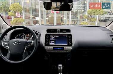 Внедорожник / Кроссовер Toyota Land Cruiser Prado 2023 в 
