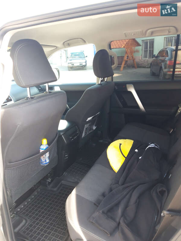 Внедорожник / Кроссовер Toyota Land Cruiser Prado 2019 в Любешове