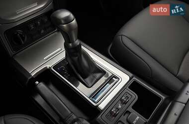 Позашляховик / Кросовер Toyota Land Cruiser Prado 2021 в 