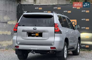 Внедорожник / Кроссовер Toyota Land Cruiser Prado 2020 в 