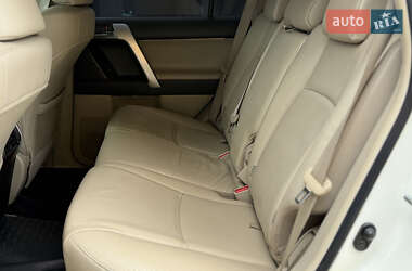 Внедорожник / Кроссовер Toyota Land Cruiser Prado 2010 в 