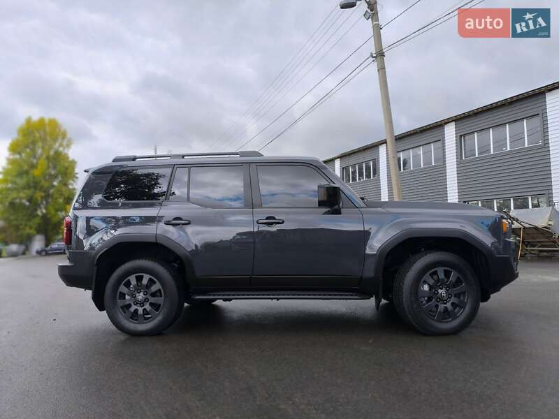 Внедорожник / Кроссовер Toyota Land Cruiser Prado 2025 в Джулинке