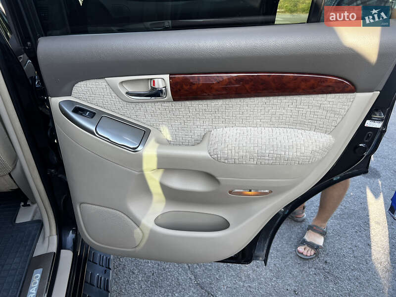 Позашляховик / Кросовер Toyota Land Cruiser Prado 2005 в Запоріжжі фото 15 Позашляховик / Кросовер Toyota Land Cruiser Prado 2005 в Запоріжжі