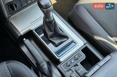 Внедорожник / Кроссовер Toyota Land Cruiser Prado 2019 в 