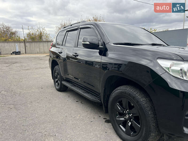 Внедорожник / Кроссовер Toyota Land Cruiser Prado 2019 в Полтаве