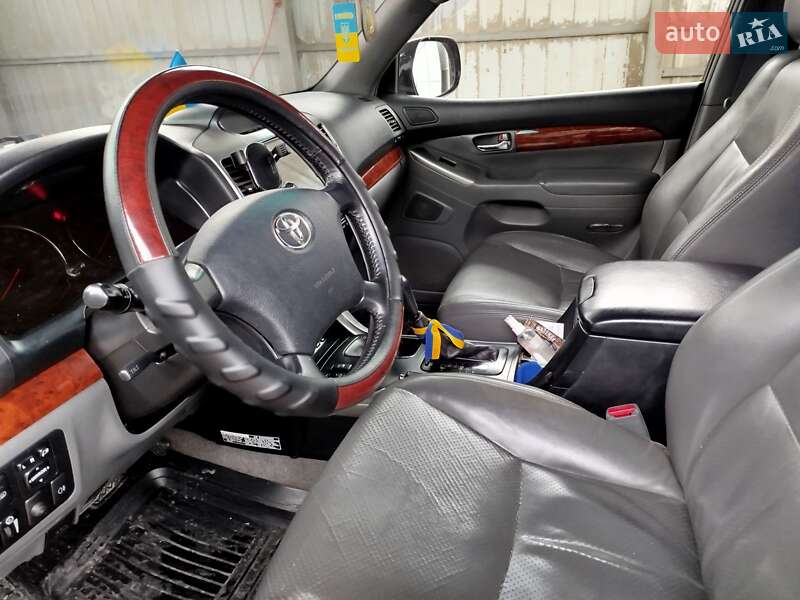 Внедорожник / Кроссовер Toyota Land Cruiser Prado 2006 в Подольске фото 2 Внедорожник / Кроссовер Toyota Land Cruiser Prado 2006 в Подольске