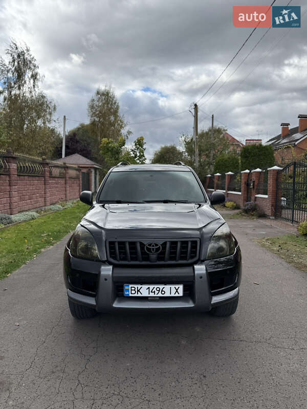 Позашляховик / Кросовер Toyota Land Cruiser Prado 2007 в Рівному
