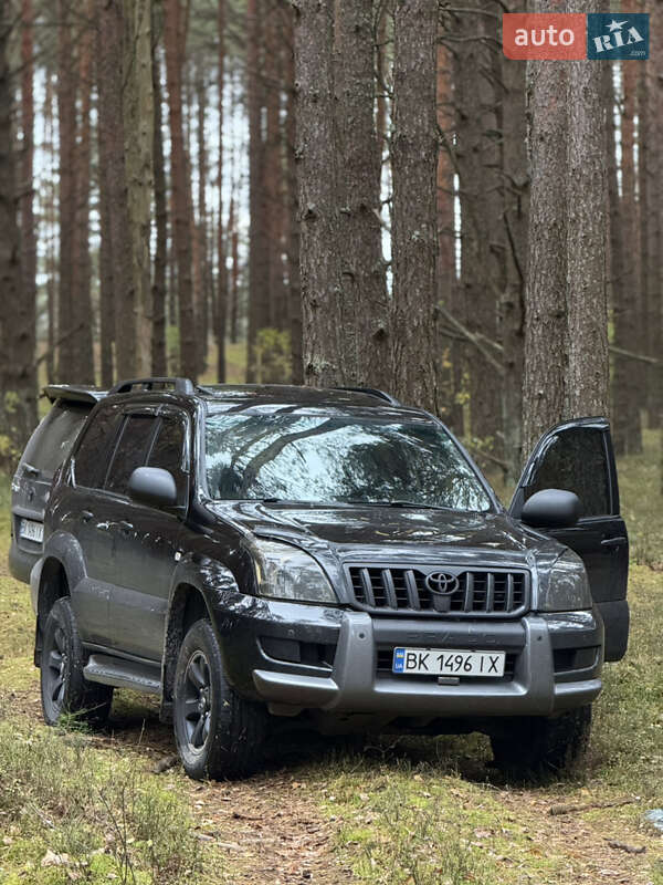 Позашляховик / Кросовер Toyota Land Cruiser Prado 2007 в Рівному