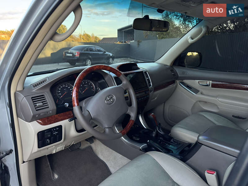 Внедорожник / Кроссовер Toyota Land Cruiser Prado 2006 в Львове
