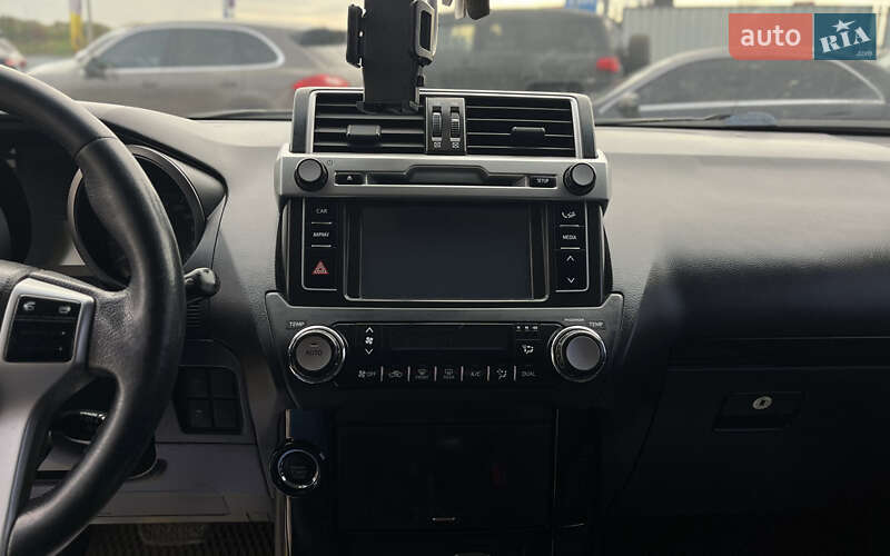 Внедорожник / Кроссовер Toyota Land Cruiser Prado 2014 в Мукачево