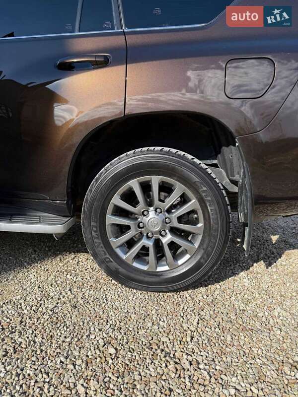 Позашляховик / Кросовер Toyota Land Cruiser Prado 2018 в Івано-Франківську фото 15 Позашляховик / Кросовер Toyota Land Cruiser Prado 2018 в Івано-Франківську