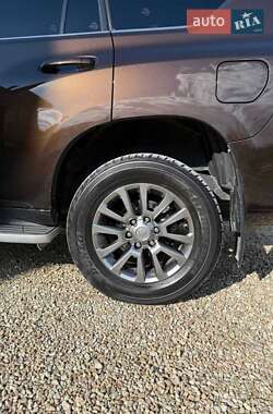 Позашляховик / Кросовер Toyota Land Cruiser Prado 2018 в  фото 15 Позашляховик / Кросовер Toyota Land Cruiser Prado 2018 в