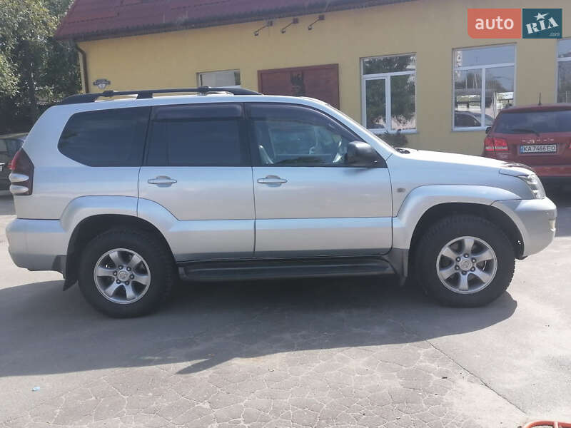 Внедорожник / Кроссовер Toyota Land Cruiser Prado 2006 в Бородянке