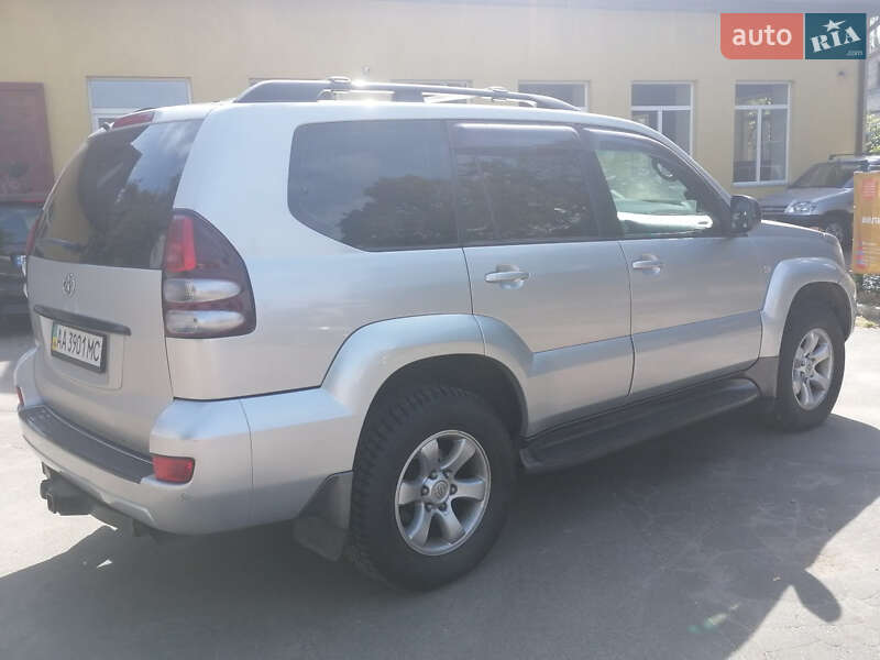 Внедорожник / Кроссовер Toyota Land Cruiser Prado 2006 в Бородянке