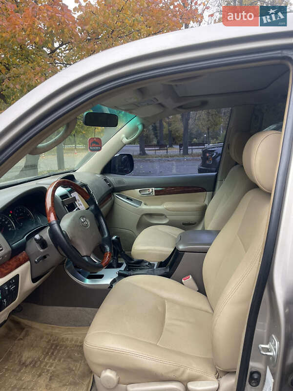 Внедорожник / Кроссовер Toyota Land Cruiser Prado 2004 в Киеве фото 10 Внедорожник / Кроссовер Toyota Land Cruiser Prado 2004 в Киеве