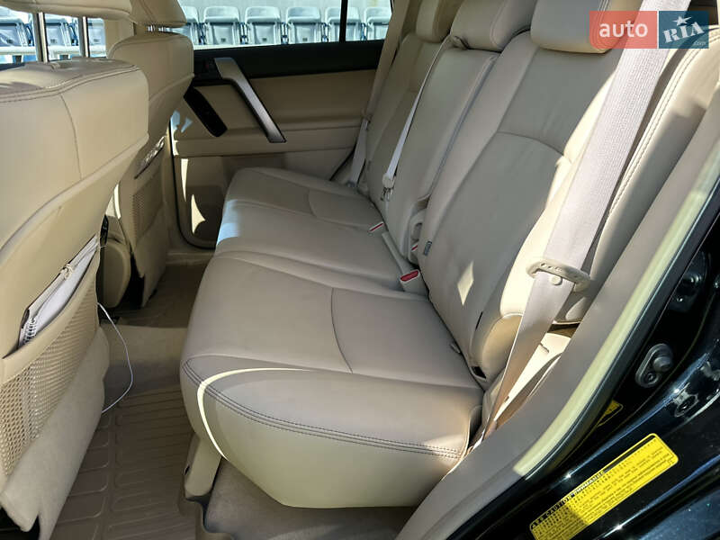 Внедорожник / Кроссовер Toyota Land Cruiser Prado 2017 в Одессе фото 42 Внедорожник / Кроссовер Toyota Land Cruiser Prado 2017 в Одессе