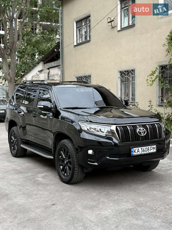 Внедорожник / Кроссовер Toyota Land Cruiser Prado 2022 в Одессе