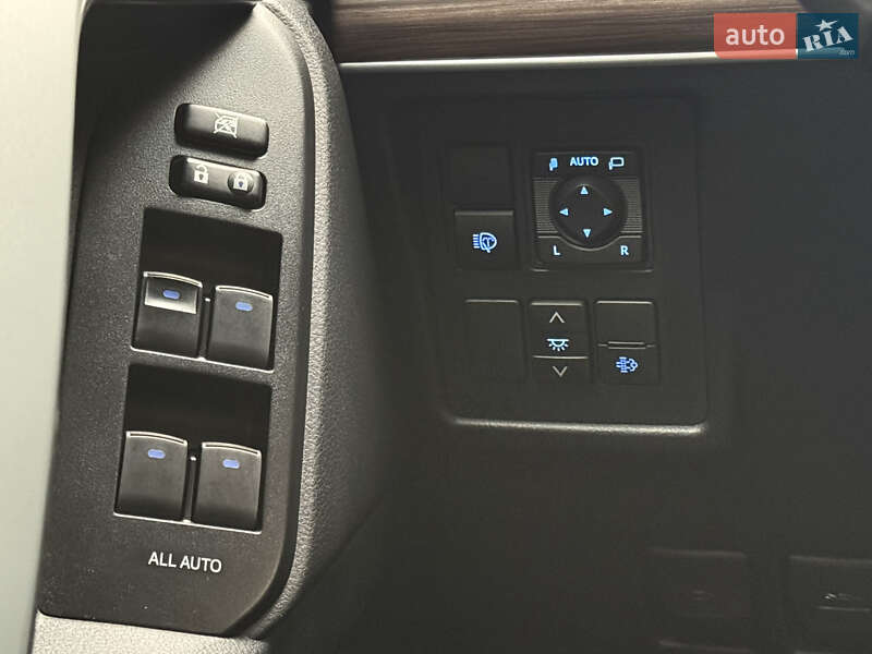 Внедорожник / Кроссовер Toyota Land Cruiser Prado 2022 в Одессе