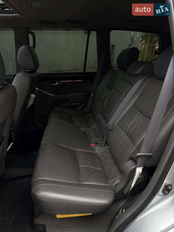 Внедорожник / Кроссовер Toyota Land Cruiser Prado 2006 в Харькове