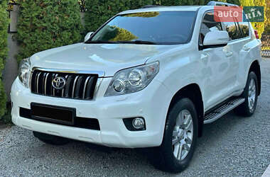 Позашляховик / Кросовер Toyota Land Cruiser Prado 2013 в Кельменцях