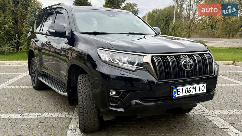 Внедорожник / Кроссовер Toyota Land Cruiser Prado 2020 в 