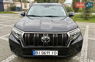 Внедорожник / Кроссовер Toyota Land Cruiser Prado 2020 в 