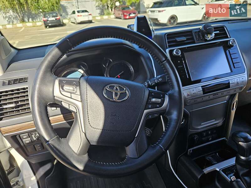 Позашляховик / Кросовер Toyota Land Cruiser Prado 2020 в Одесі фото 15 Позашляховик / Кросовер Toyota Land Cruiser Prado 2020 в Одесі