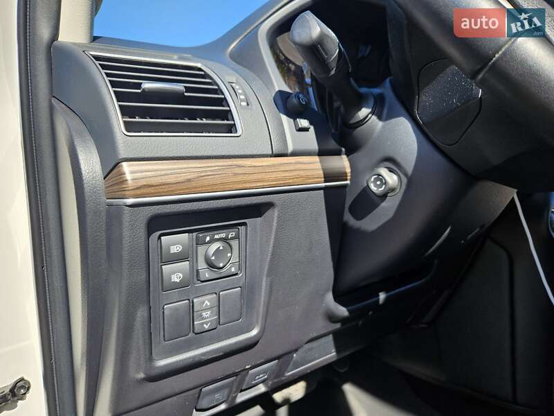 Позашляховик / Кросовер Toyota Land Cruiser Prado 2020 в Одесі фото 17 Позашляховик / Кросовер Toyota Land Cruiser Prado 2020 в Одесі