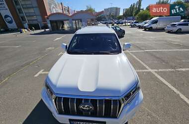 Позашляховик / Кросовер Toyota Land Cruiser Prado 2020 в  фото 23 Позашляховик / Кросовер Toyota Land Cruiser Prado 2020 в