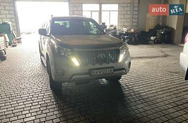 Внедорожник / Кроссовер Toyota Land Cruiser Prado 2016 в 