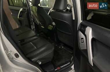 Внедорожник / Кроссовер Toyota Land Cruiser Prado 2016 в 