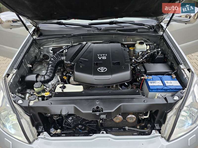 Внедорожник / Кроссовер Toyota Land Cruiser Prado 2006 в Хмельницком