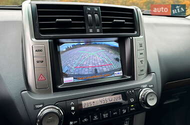 Внедорожник / Кроссовер Toyota Land Cruiser Prado 2012 в 