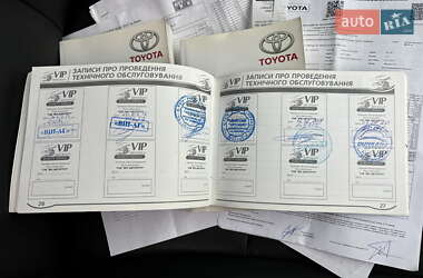 Внедорожник / Кроссовер Toyota Land Cruiser Prado 2012 в 