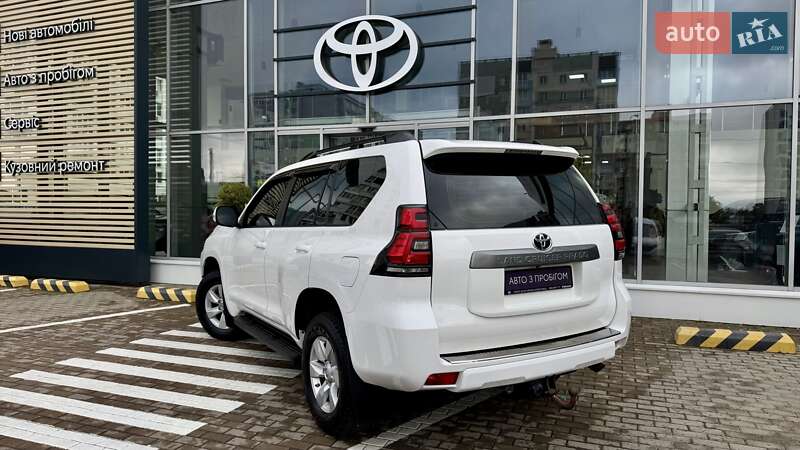 Позашляховик / Кросовер Toyota Land Cruiser Prado 2019 в Чернігові