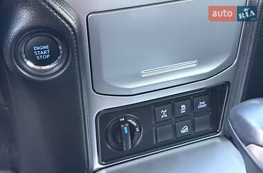 Внедорожник / Кроссовер Toyota Land Cruiser Prado 2019 в 