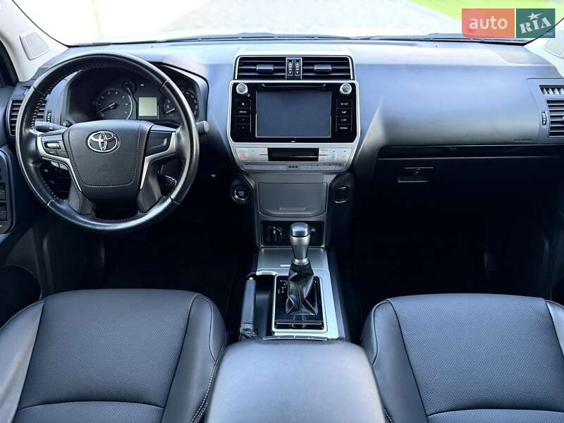 Внедорожник / Кроссовер Toyota Land Cruiser Prado 2019 в Днепре фото 23 Внедорожник / Кроссовер Toyota Land Cruiser Prado 2019 в Днепре
