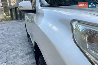Внедорожник / Кроссовер Toyota Land Cruiser Prado 2011 в 