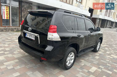 Внедорожник / Кроссовер Toyota Land Cruiser Prado 2011 в 