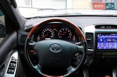 Позашляховик / Кросовер Toyota Land Cruiser Prado 2006 в 