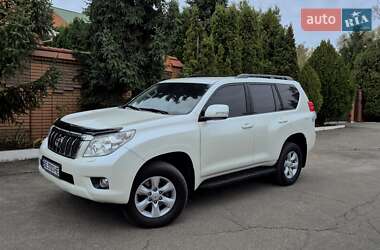 Внедорожник / Кроссовер Toyota Land Cruiser Prado 2013 в 