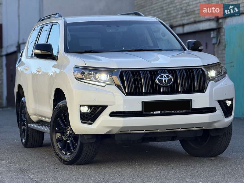Toyota Land Cruiser Prado 2021