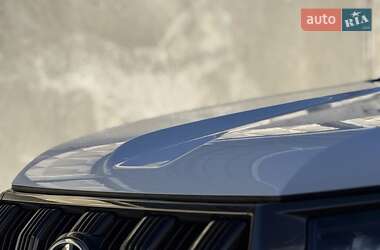Позашляховик / Кросовер Toyota Land Cruiser Prado 2021 в  фото 14 Позашляховик / Кросовер Toyota Land Cruiser Prado 2021 в