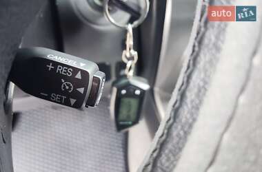 Внедорожник / Кроссовер Toyota Land Cruiser Prado 2007 в 