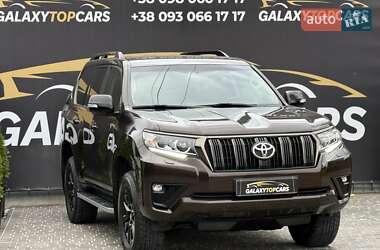 Позашляховик / Кросовер Toyota Land Cruiser Prado 2022 в 