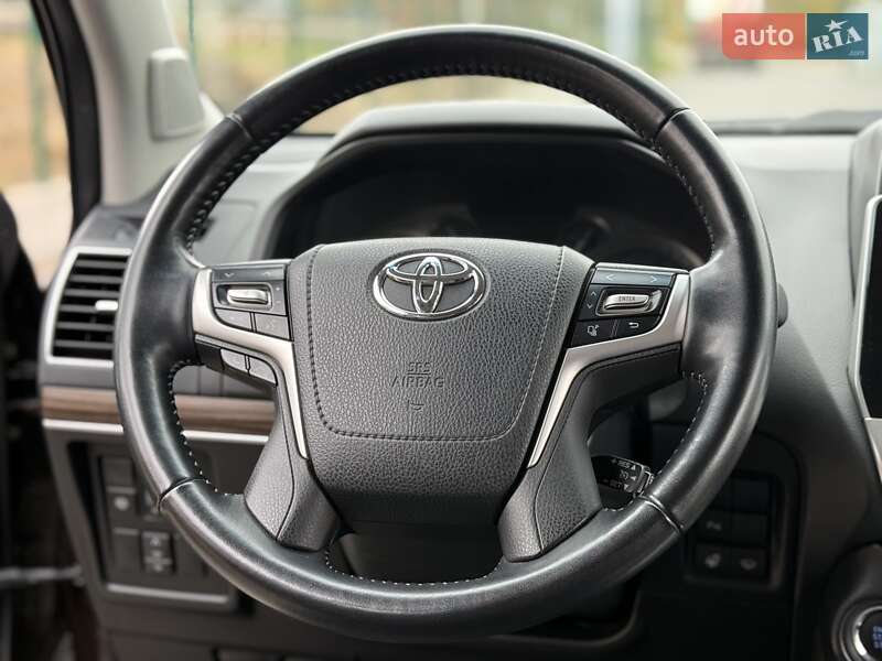 Внедорожник / Кроссовер Toyota Land Cruiser Prado 2022 в Виннице